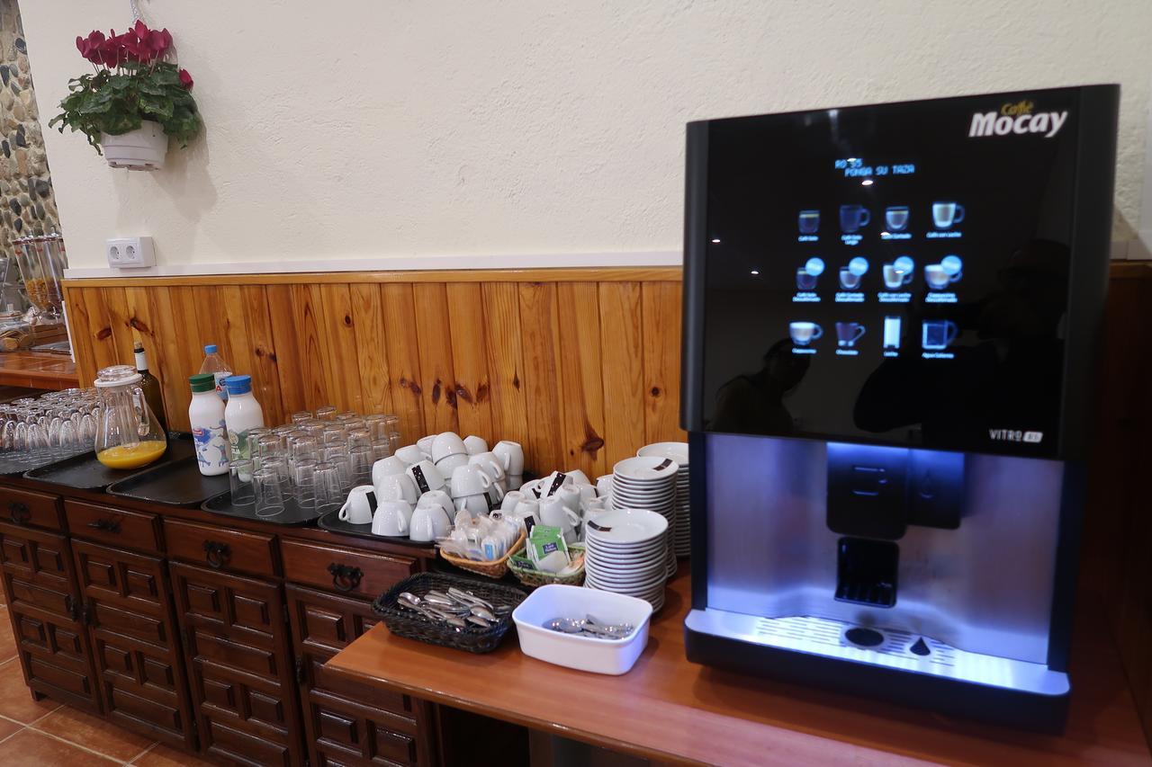 El Cami Hotel Кембрилс Екстериор снимка
