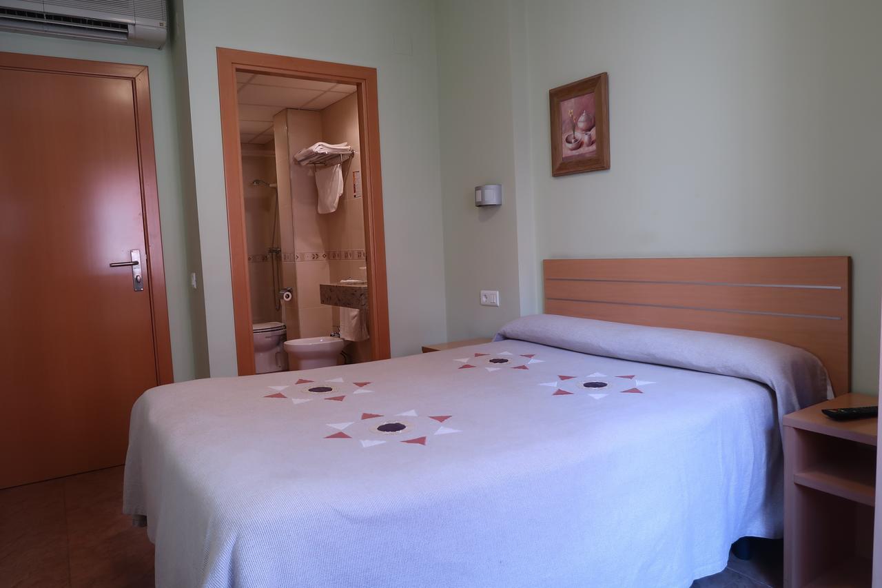 El Cami Hotel Кембрилс Екстериор снимка