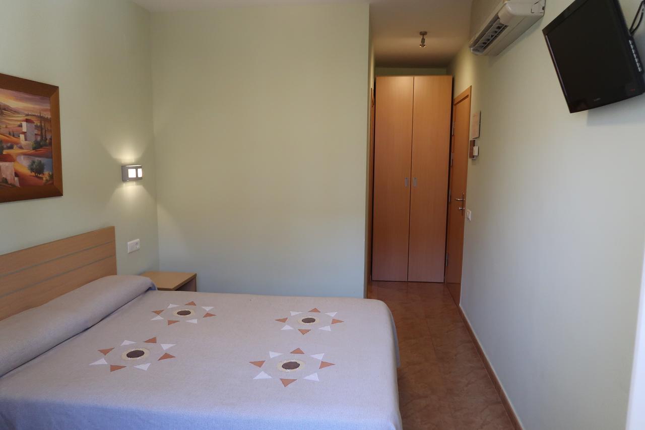 El Cami Hotel Кембрилс Екстериор снимка